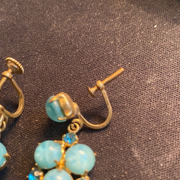 Vintage Elegant Gold and Blue Cluster Earrings - Picture 2 of 3
